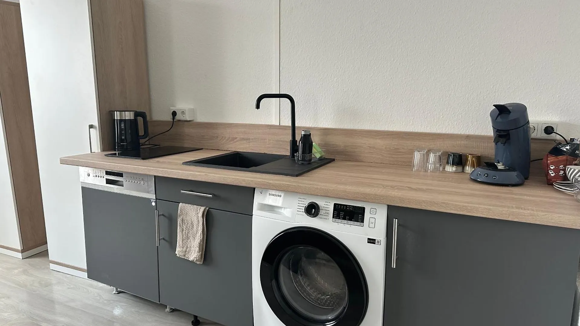 Hostel Primestay Studios Parking Wifi Kitchen Νυρεμβέργη